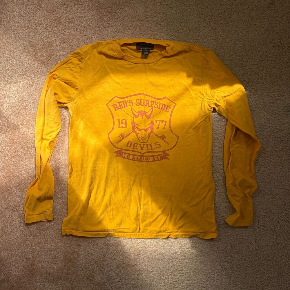 American Eagle yellow graphic long sleeve Red's Surfside Devils tee
